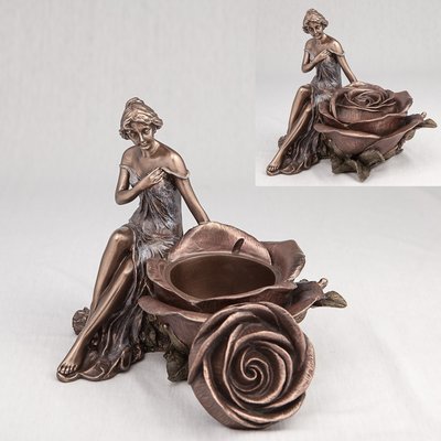 Скринька "Дівчина і троянда" (15 см) 10197A4 фото